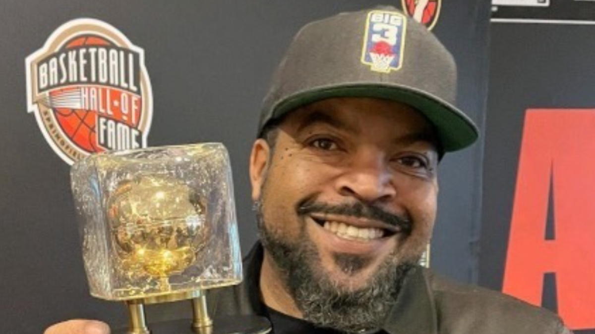 Ice Cube Honored with The Naismith Hall of Fame Ice Cube Impact Award on Martin Luther King Jr. Day